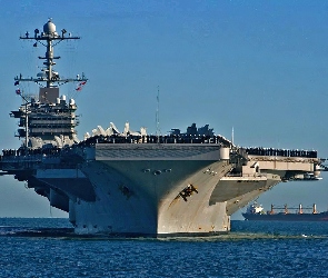 Lotniskowiec, George Washington, USS