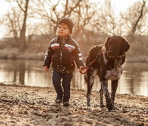 Chłopiec, Rzeka, Pies