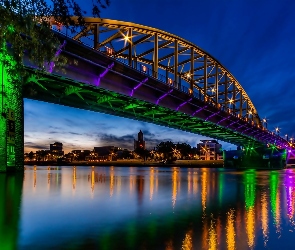 Most, Holandia, Arnheim, Rzeka