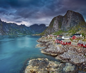 Domy, Norwegia, Jezioro, Góry
