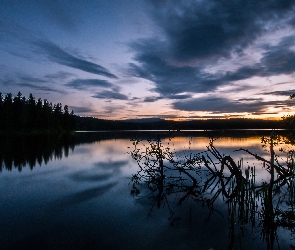 Zmierzch, Jezioro