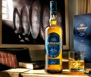 Wnętrze, Książka, Whisky, Czekoladki