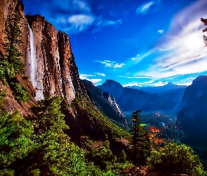 Wodospad, Drzewa, Stan Kalifornia, Stany Zjednoczone, Park Narodowy Yosemite, Góry