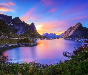 Norwegia, Lofoty, Jezioro, Góry, Domy, Osada