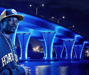 Cordozar Calvin Broadus Jr, Czapeczka