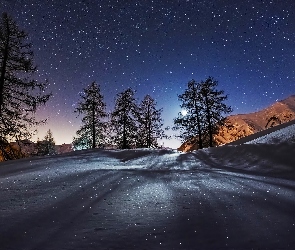 Zima, Gwiazdy, Góry, Drzewa, Noc