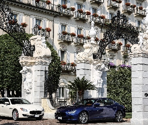 Brama, Kamienica, Auta, Maserati