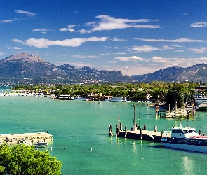 Statki, Góry, Włochy, Jezioro