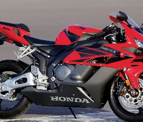 Honda CBR1000RR, Czerwona