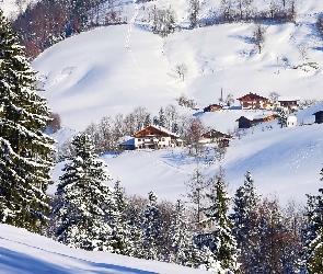 Góry, Zima, Wioska