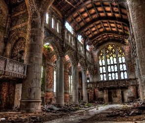 Ruina, Kościół