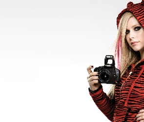 Piosenkarka, Aparat, Avril Lavigne