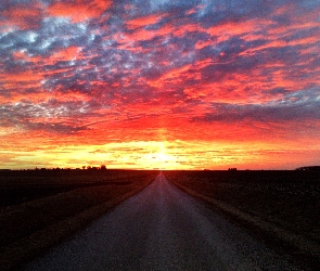Droga, Pole, Zachód słońca