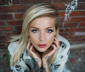 Tatuaż, Piercing, Kobieta
