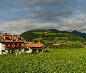 Dom, Góry