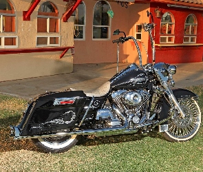 Harley-Davidson, Road-King 2012