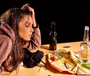 Kobieta, Alkohol, Papierosy, Sen, Zmęczona