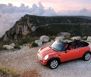 Mini One Cabrio, Góry