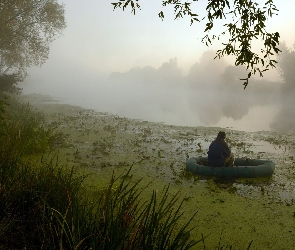 Wędkarz, Łódka, Jezioro, Mgła