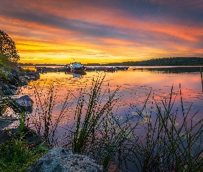 Zachód, Lasy, Łódki, Słońca, Kamienie, Jezioro, Przystań