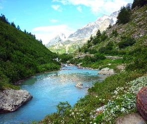 Las, Rzeka, Góry