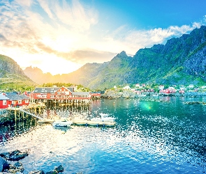 Norwegia, Łodzie, Jezioro, Góry, Wschód słońca, Budynki