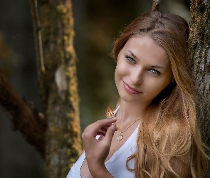 Drzewo, Motylek, Kobieta, Park, Bizuteria, Blondynka, Makijaż