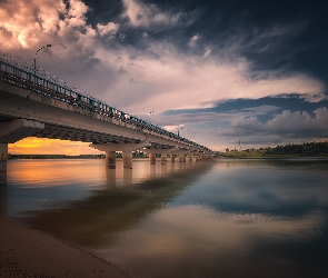 Most, Zachód słońca, Chmury, Rzeka
