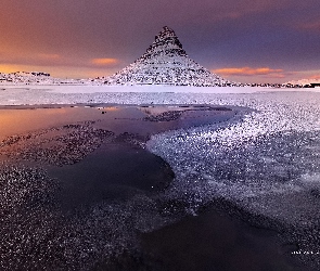 Jezioro, Zima, Góra Kirkjufell, Islandia