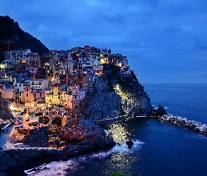 Włochy, Morze, Zdjęcie miejscowości Manarola, Skały, Park Narodowy Cinque Terre