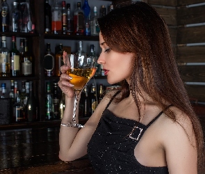 Kobieta, Alkohol
