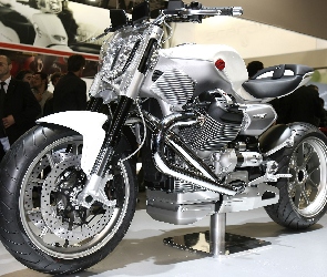 Moto Guzzi V12 Strada