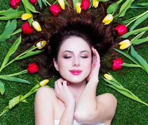 Kobieta, Tulipany, Uśmiechnięta
