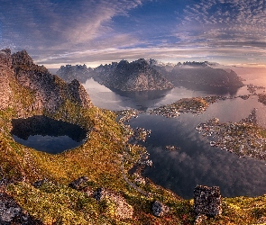 Lofoty, Skały, Norwegia, Góry, Wioski, Morze Norweskie, Z lotu ptaka, Domy