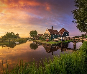 Domy, Wiatraki, Skansen Zaanse Schans, Rzeka, Most, Holandia, Wieś