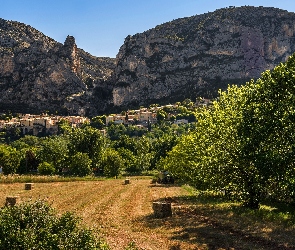 Moustiers-Sainte-Marie, Francja, Pole, Alpy, Dolina, Ciągnik, Góry