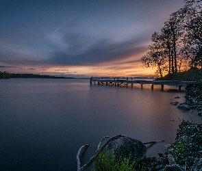 Jezioro Ekoln, Drzewa, Pomost, Zachód słońca, Szwecja
