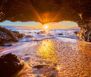 Hawaje, Maui, Zachód słońca, Skały, Jaskinia, Ocean Spokojny