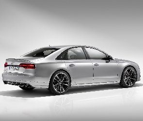 2015, Audi S8 plus