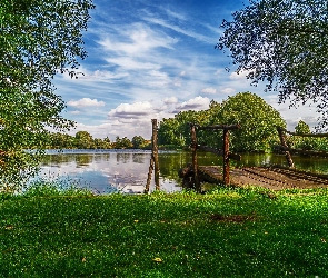 Trawa, Drzewa, Jezioro, Mostek
