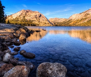 Kamienie, Jezioro Tenaya, Stan Kalifornia, Stany Zjednoczone, Park Narodowy Yosemite, Góry