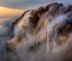 Góry Rodopy, Jesień, Mgła, Skały, Bułgaria