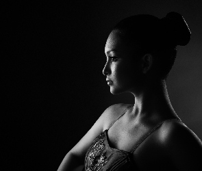 Profil, Kobieta