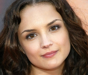 Rachale Leigh Cook