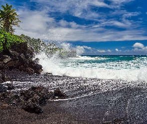 Wyspa Maui, Fale, Hawaje, Morze, Chmury, Waianapanapa State Park, Kamienie, Palmy