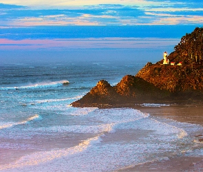 Latarnia morska Heceta Head, Niebo, Stan Oregon, Stany Zjednoczone, Wybrzeże, Morze