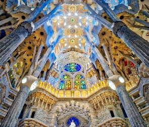 Kolumny, Sagrada Familia, Barcelona, Hiszpania, Katedra, Świątynia Pokutna Świętej Rodziny