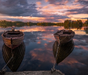 Ringerike, Norwegia, Chmury, Drzewa, Pomost, Łódki, Jezioro