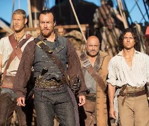 Serial, Tom Hopper, Luke Arnold, Billy Bones, Długi John Silver, Kapitan Flint, Black Sails, Piraci, Toby Stephens
