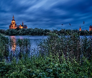 Jezioro Knieperteich, Kościół Mariacki w Stralsundzie, Niemcy, Stralsund